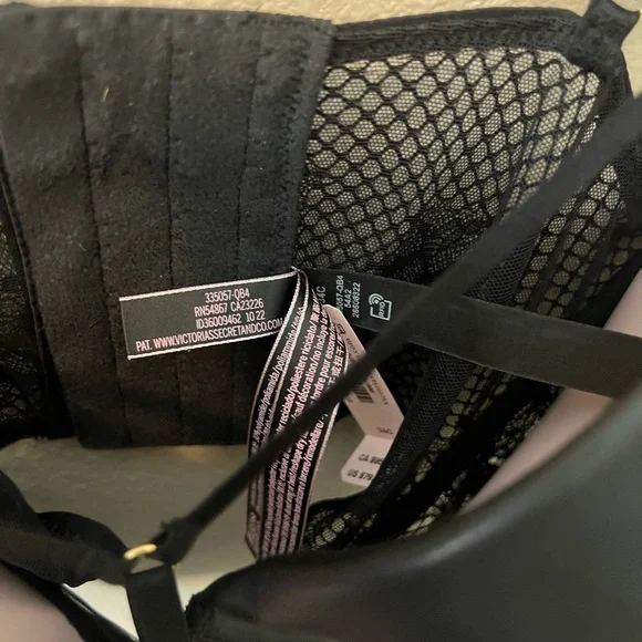 Victoria's Secret Black Faux Leather Bustier Corset - Picture 3 of 5